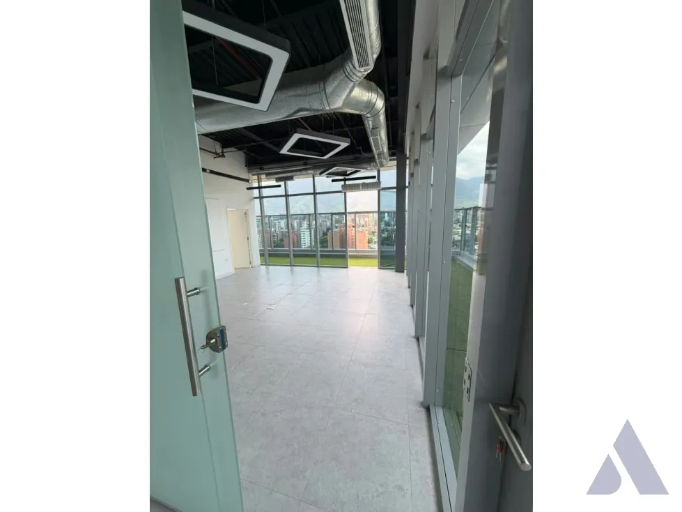Vendo/alquilo oficina/local c/ terraza 250m2 Las Mercedes 5753 - 10