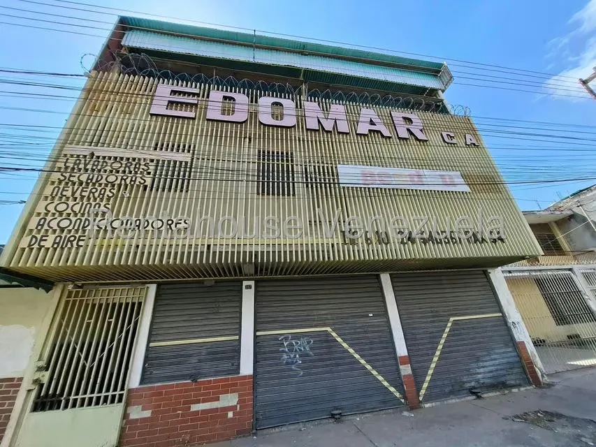 Edificio en Venta en Avenida Miranda, Aragua - 37