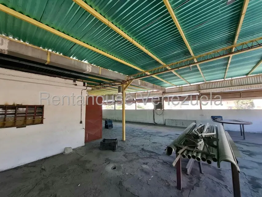 Edificio en Venta en Avenida Miranda, Aragua - 66