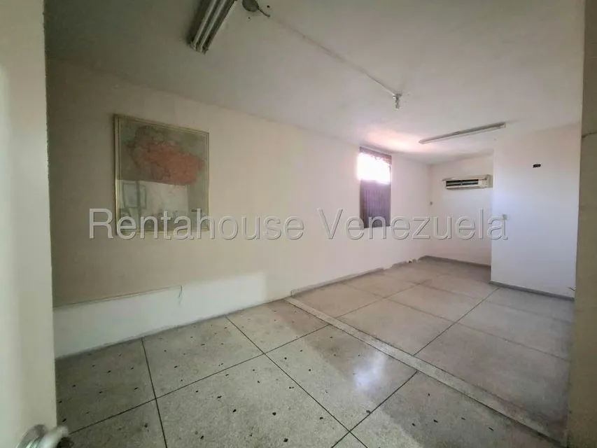 Edificio en Venta en Avenida Miranda, Aragua - 10