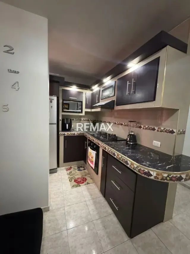 Apartamento Amoblado y equipado en venta ubicado en la Avenida principal de Bellavista - 7