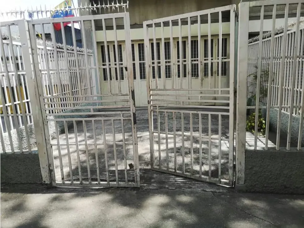 Local en venta 480m², Av. Paez, sector Puente Hierro - 2