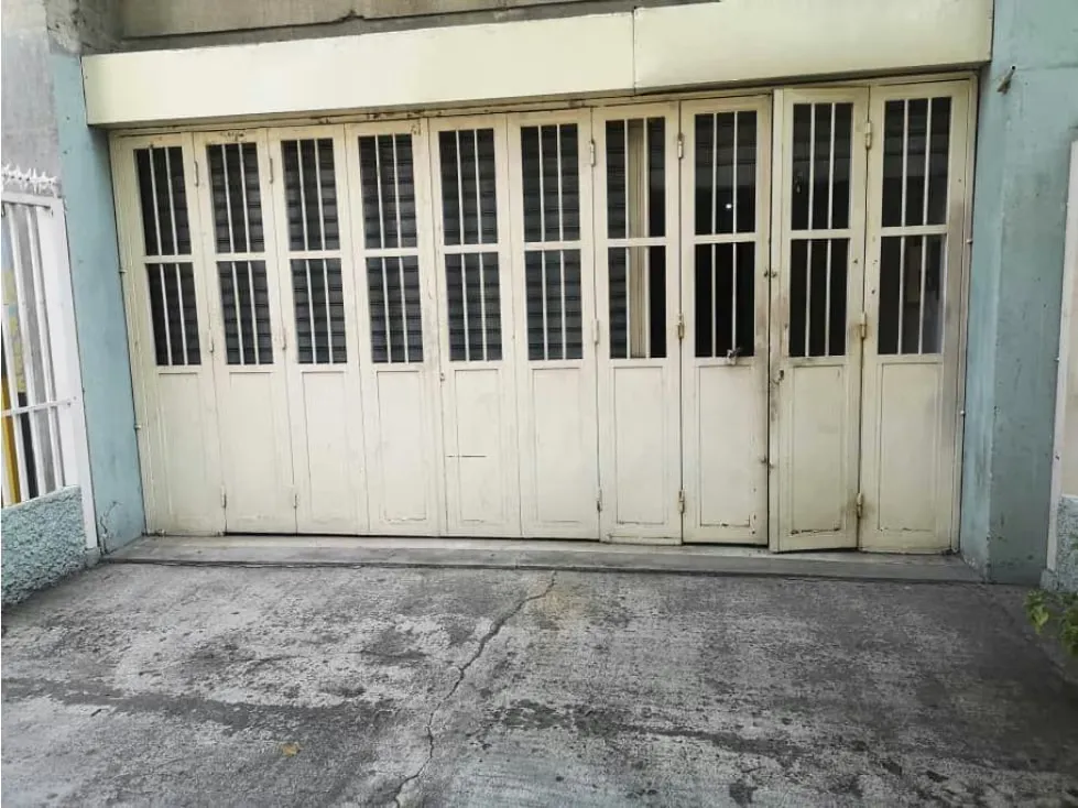 Local en venta 480m², Av. Paez, sector Puente Hierro - 3