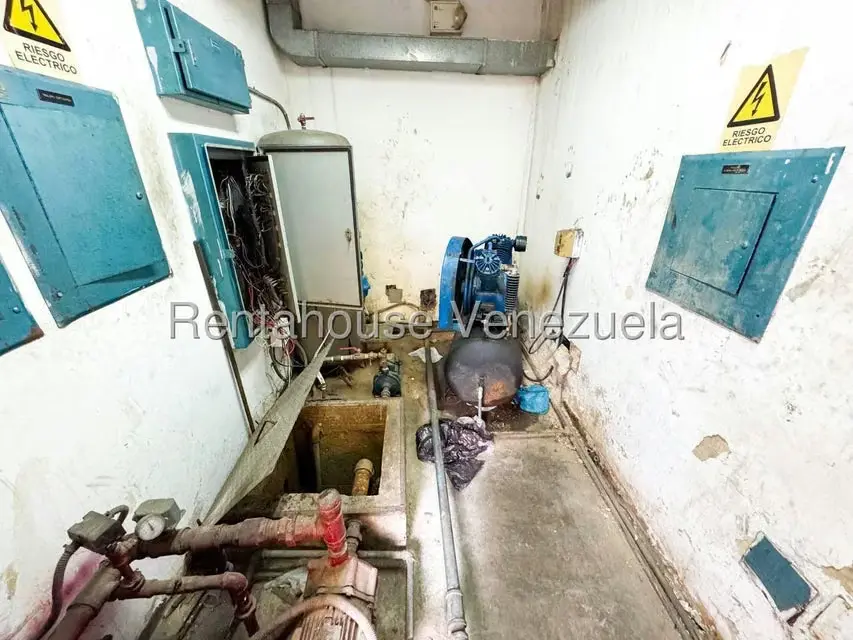 Local Comercial en Venta en Parroquia San Agustin, Distrito Metropolitano - 24