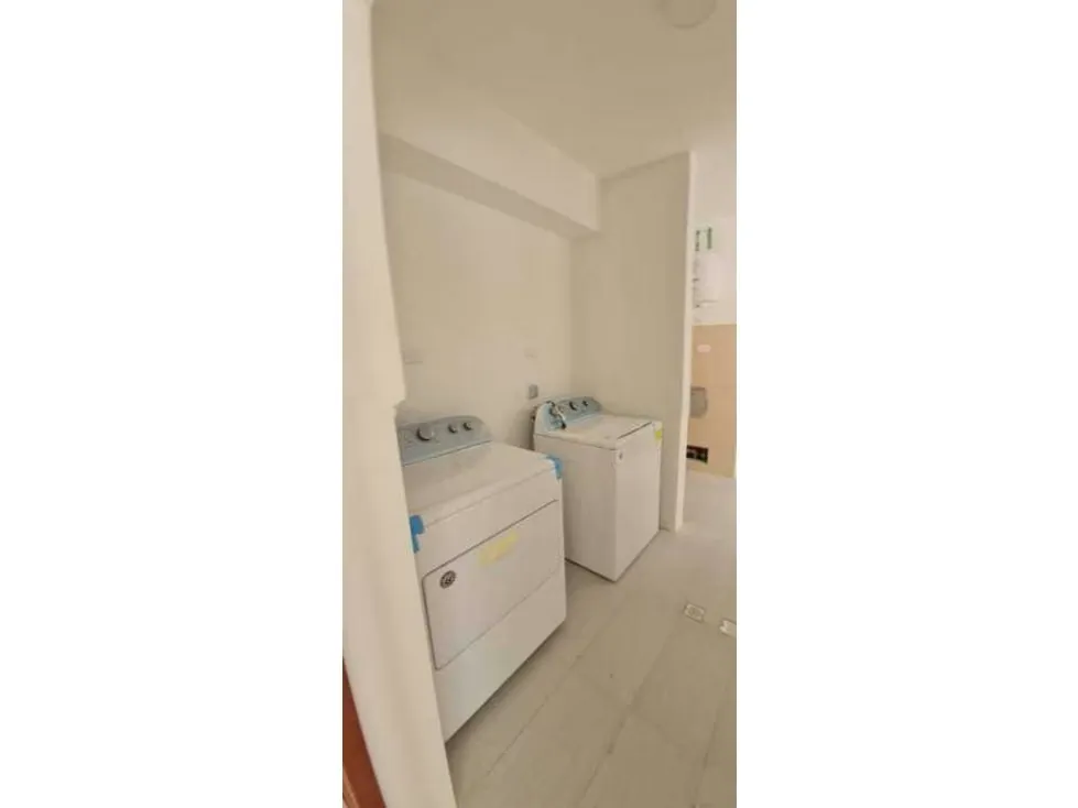 Alquilo apartamento 170m2 La Castellana 7666 - 9