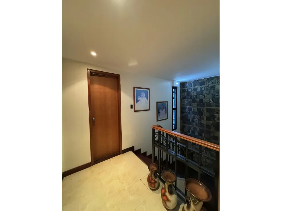 CASA EN VENTA 369 M2 - URB. SANTA ROSA DE LIMA - 12