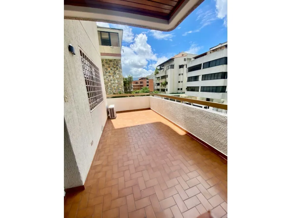 Alquilo apartamento 77m2 Los Naranjos de Las Mercedes 8984 - 6