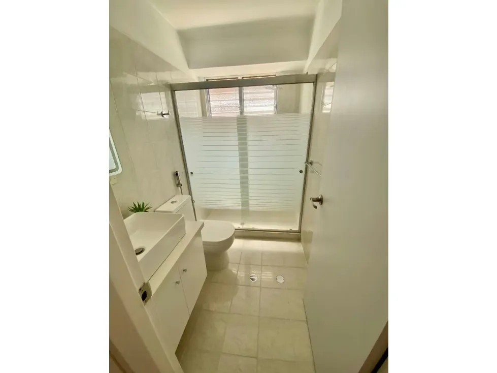 Alquilo apartamento 77m2 Los Naranjos de Las Mercedes 8984 - 9