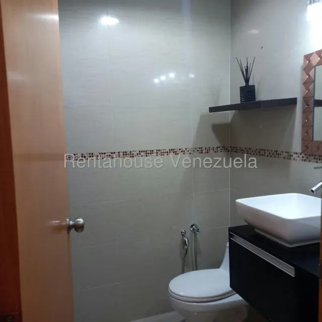 Apartamento (1 Nivel) en Venta en Escampadero, Distrito Metropolitano - 98