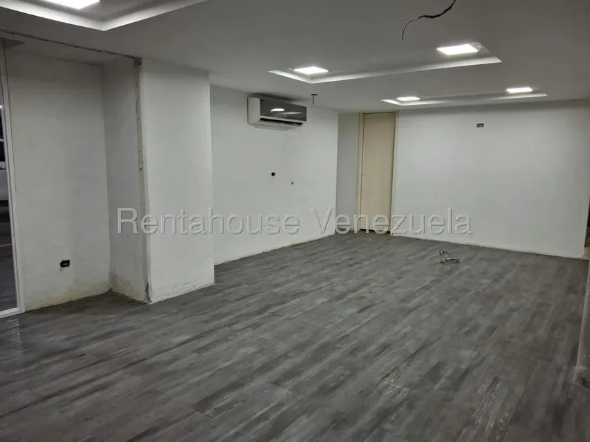 Local Comercial en Alquiler en Chuao, Distrito Metropolitano - 5