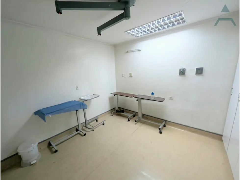 Se vende Casa Comercial/Clinica 1.200m² Chuao - 6