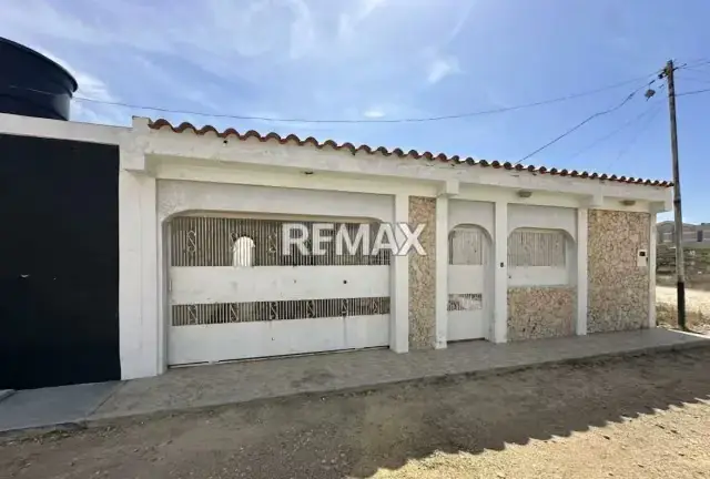 Casa en Venta, Urbanización Santa Irene