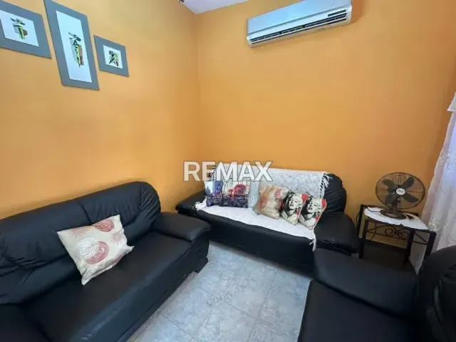 Casa en Venta, Urbanización Santa Irene - 5