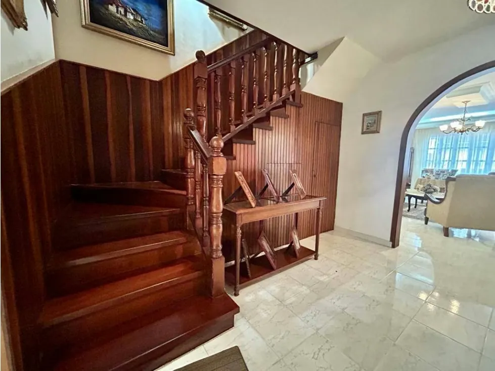 Casa En Venta En Alto Prado 203m2 5h/4b/3p - 12