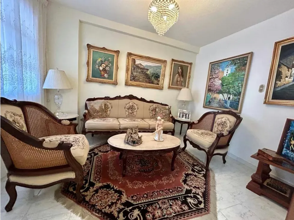 Casa En Venta En Alto Prado 203m2 5h/4b/3p - 3