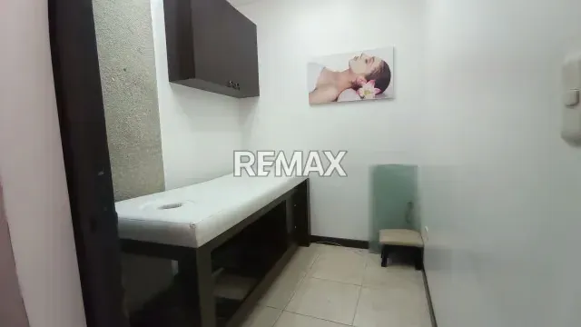 ALQUILER DE LOCAL COMERCIAL EN C.C. MANZANARES PLAZA | 47,34 m² IDEAL CENTRO DE BELLEZA, BARBERÍA O SPA– CANON $240 - 4