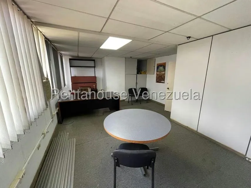 Oficina en Venta en Parroquia La Candelaria, Distrito Metropolitano - 9