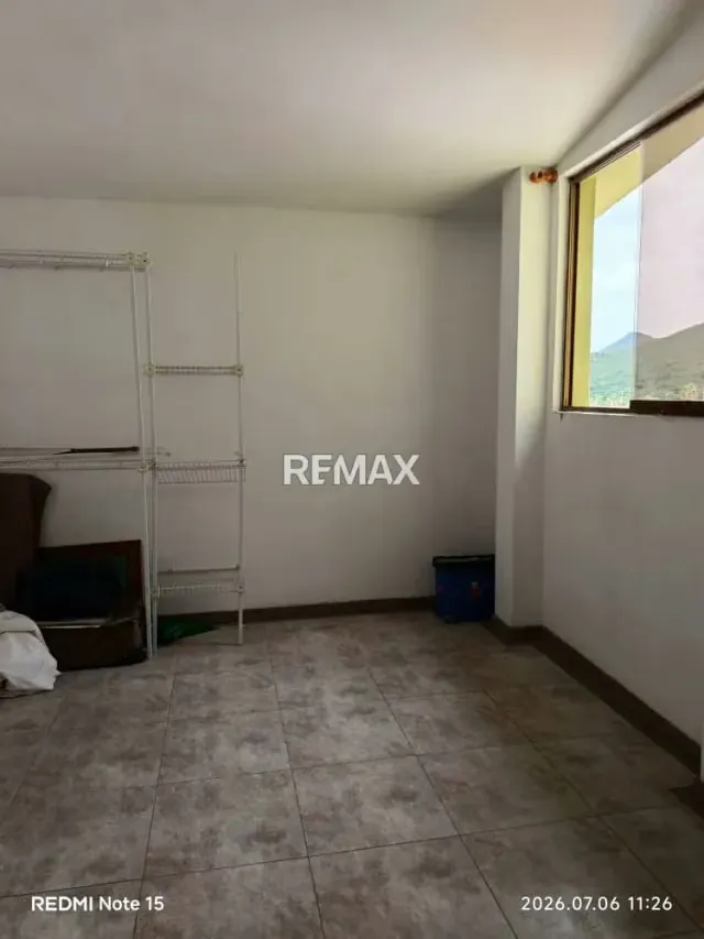 Venta de Apartamento con Techo Doble Altura y Pozo de Agua en Chalet Country Verdadera Oportunidad !! - 13
