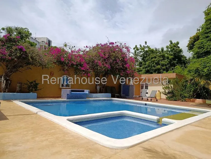 Apartamento (1 Nivel) en Venta en Playa El Agua, Nueva Esparta - 2