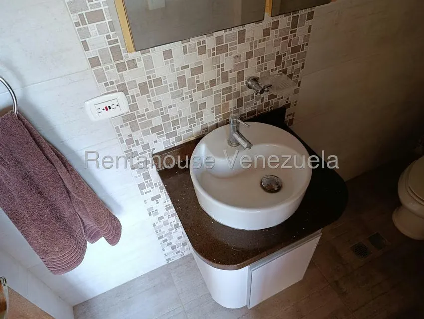 Apartamento (1 Nivel) en Venta en Playa El Agua, Nueva Esparta - 18