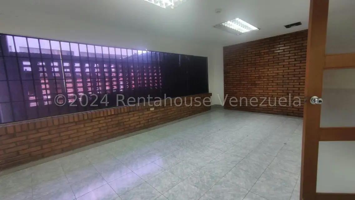 Local Comercial en Venta en Centro, Lara - 28