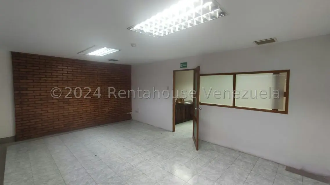 Local Comercial en Venta en Centro, Lara - 29