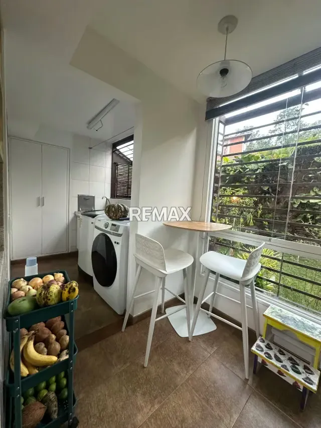En Venta Apartamento P.B, Urbanización La Boyera - 2
