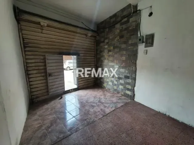 ALQUILER DE LOCAL ZONA RESPUESTERA BARQUISIMETO - 2