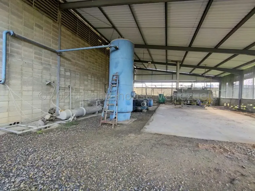 Comercial (Galpon - Deposito) en Venta en Urbanizacion Industrial Santa Cruz, Aragua - 110