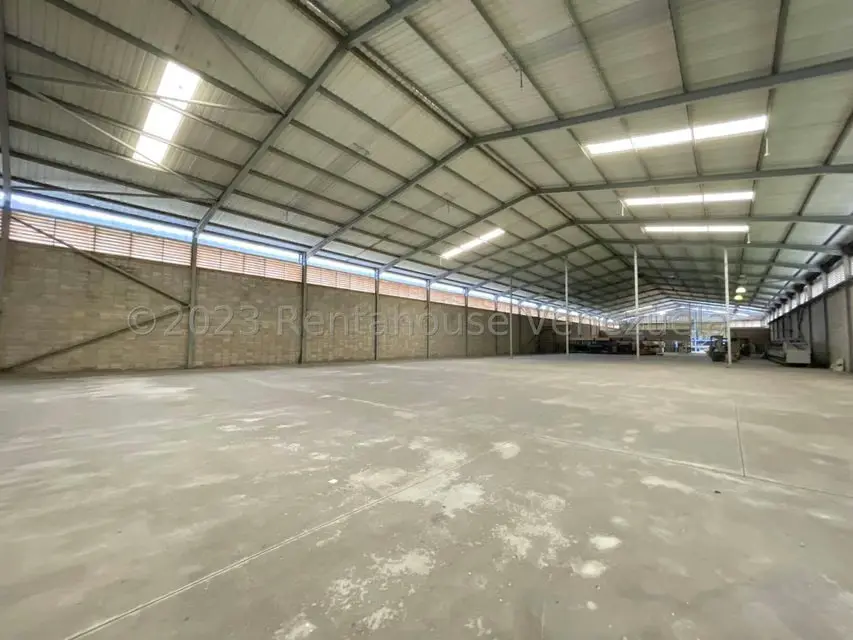 Comercial (Galpon - Deposito) en Venta en Urbanizacion Industrial Santa Cruz, Aragua - 23