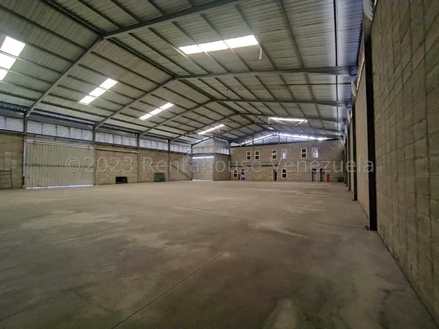 Comercial (Galpon - Deposito) en Venta en Urbanizacion Industrial Santa Cruz, Aragua - 91