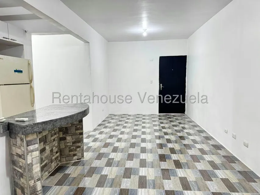Apartamento (1 Nivel) en Venta en Nueva Casarapa, Miranda - 4