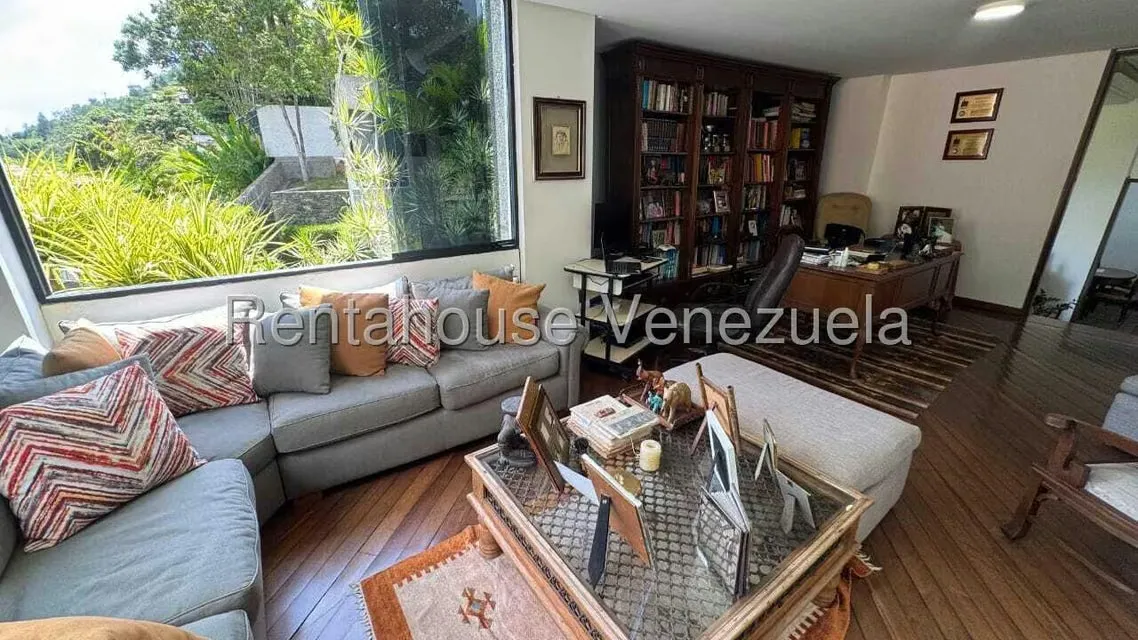 Casa (Multipes Niveles) en Venta en Colinas del Tamanaco, Distrito Metropolitano - 9