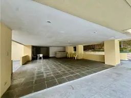 Vista 44