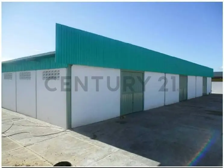 Galpones en venta Cumana Estado Sucre a puerta de avenida rotaria