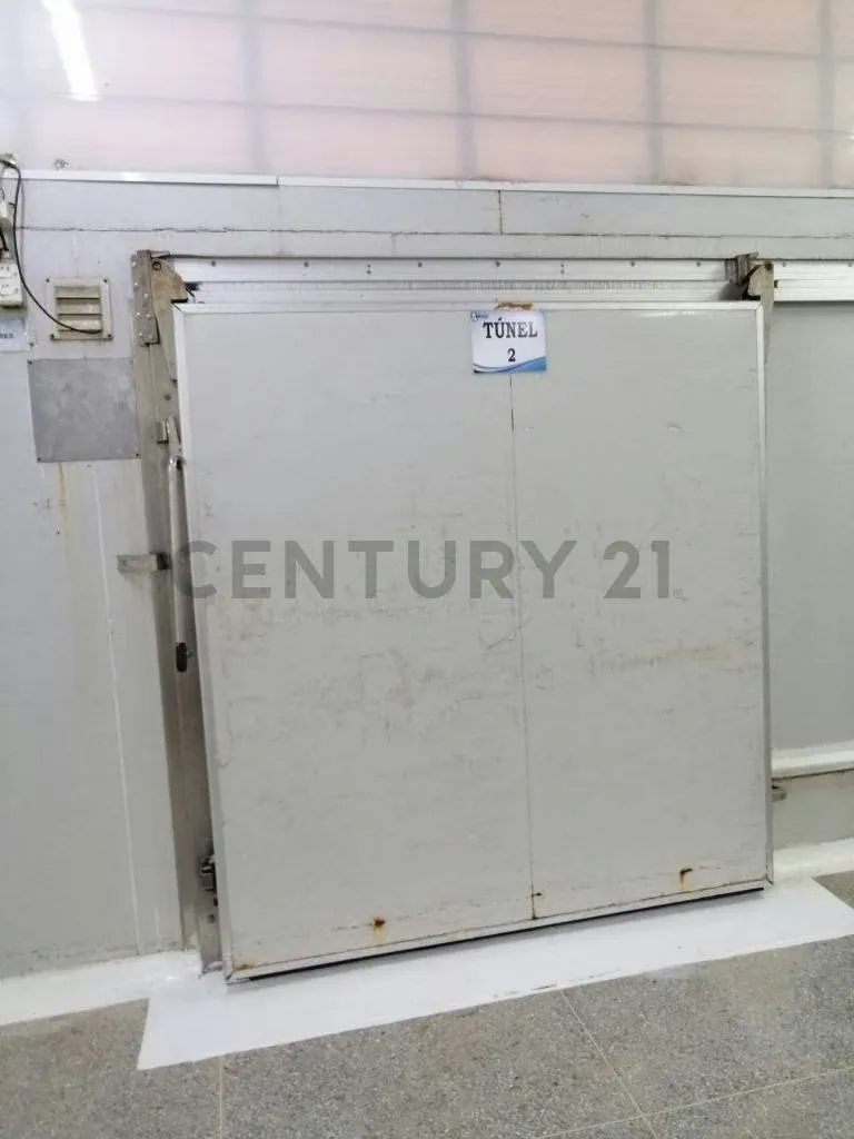 Galpones en venta Cumana Estado Sucre a puerta de avenida rotaria - 58