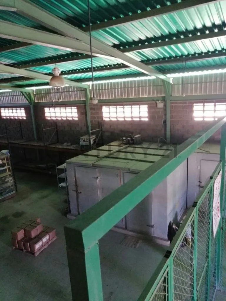 Galpones en venta Cumana Estado Sucre a puerta de avenida rotaria - 7