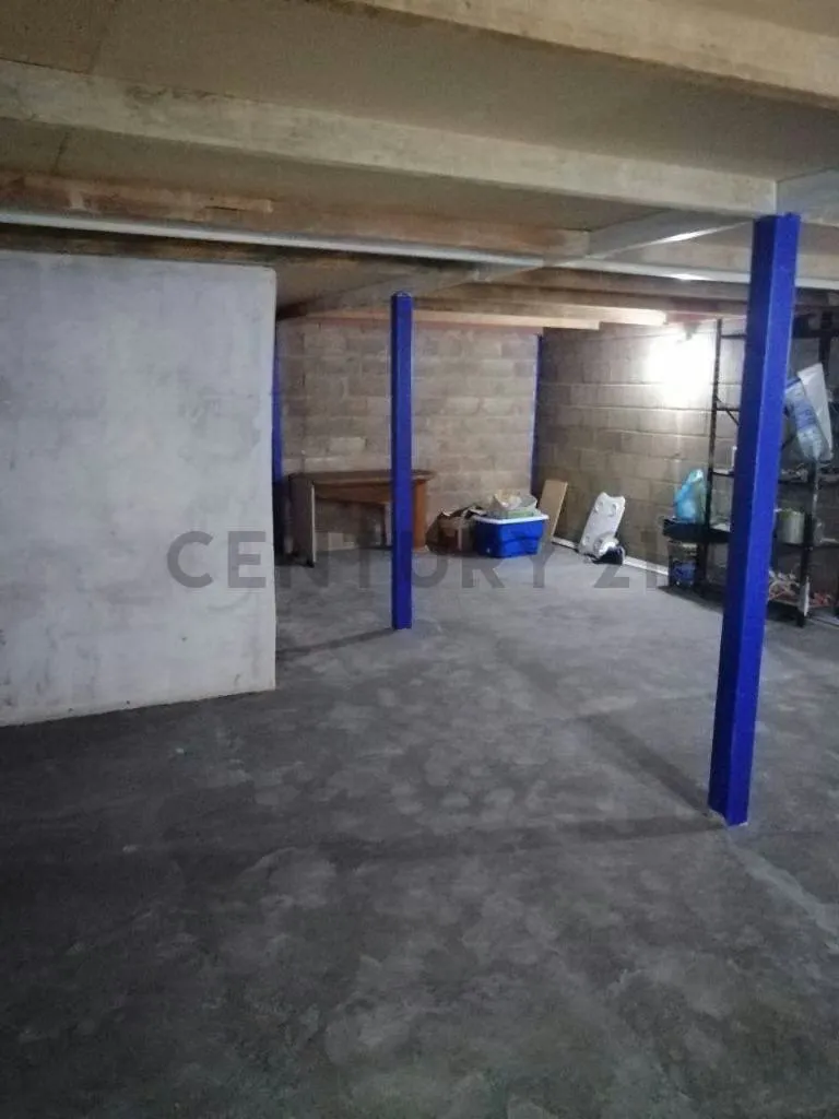 Galpones en venta Cumana Estado Sucre a puerta de avenida rotaria - 9