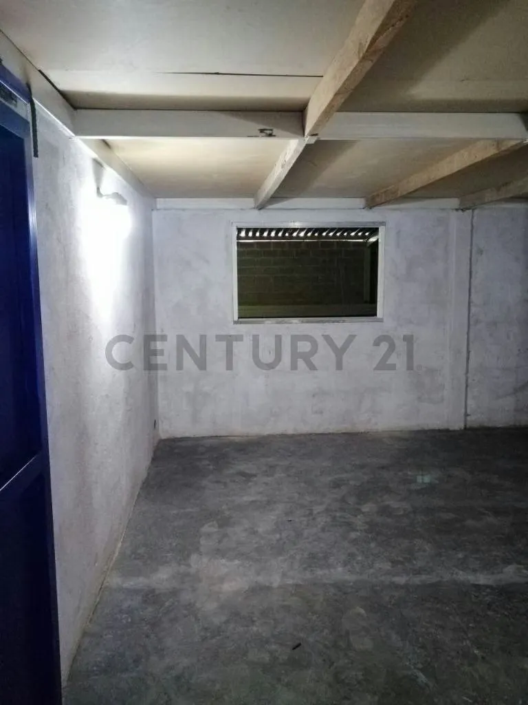 Galpones en venta Cumana Estado Sucre a puerta de avenida rotaria - 10