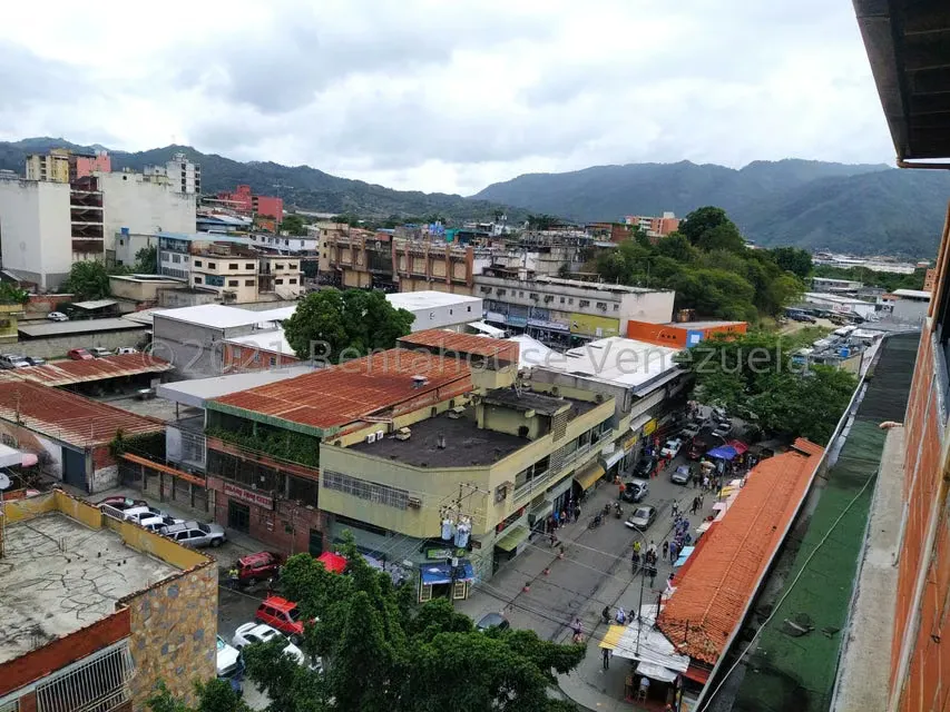 Edificio en Venta en Guatire, Miranda - 5