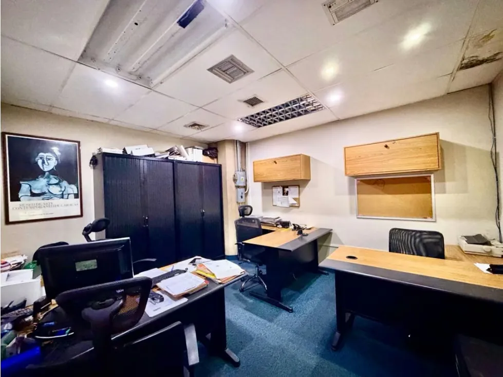 Se vende oficina 140m2 1B/3p La Pirámide Prados del Este - 9