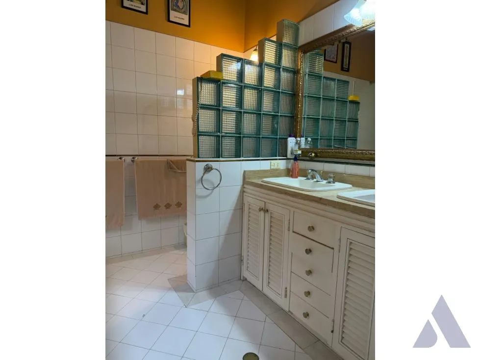 Se vende Townhouse 290m2 Oripoto 1668 - 30