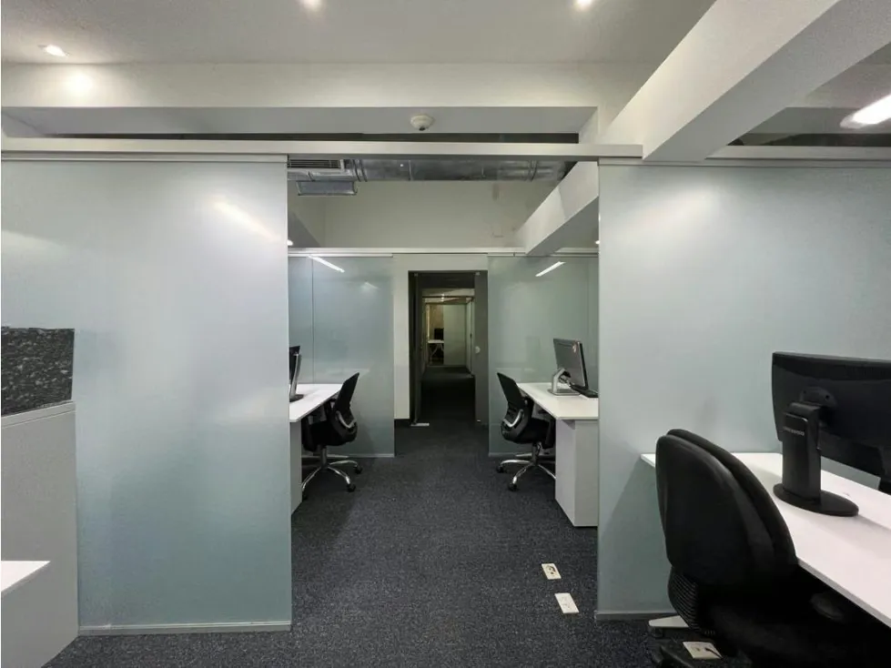 Se vende casa 1100m² 7b/14p Chuao - 14