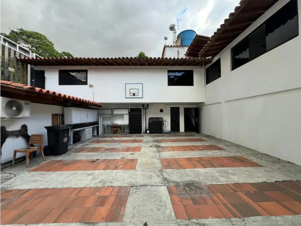 Se vende casa 1100m² 7b/14p Chuao - 35