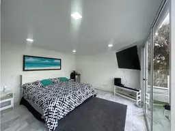 View 16