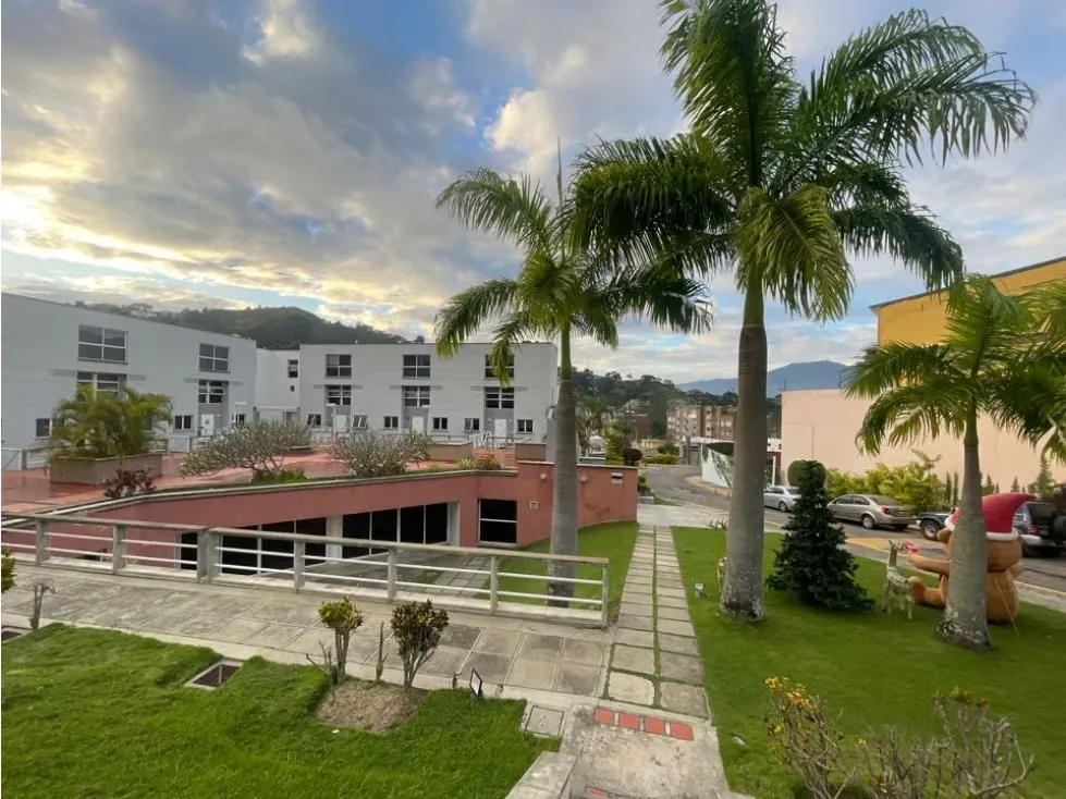 VENDO TOWNHOUSE 406,60m2 5H/3.5B+S/2P LOS NARANJOS - 28
