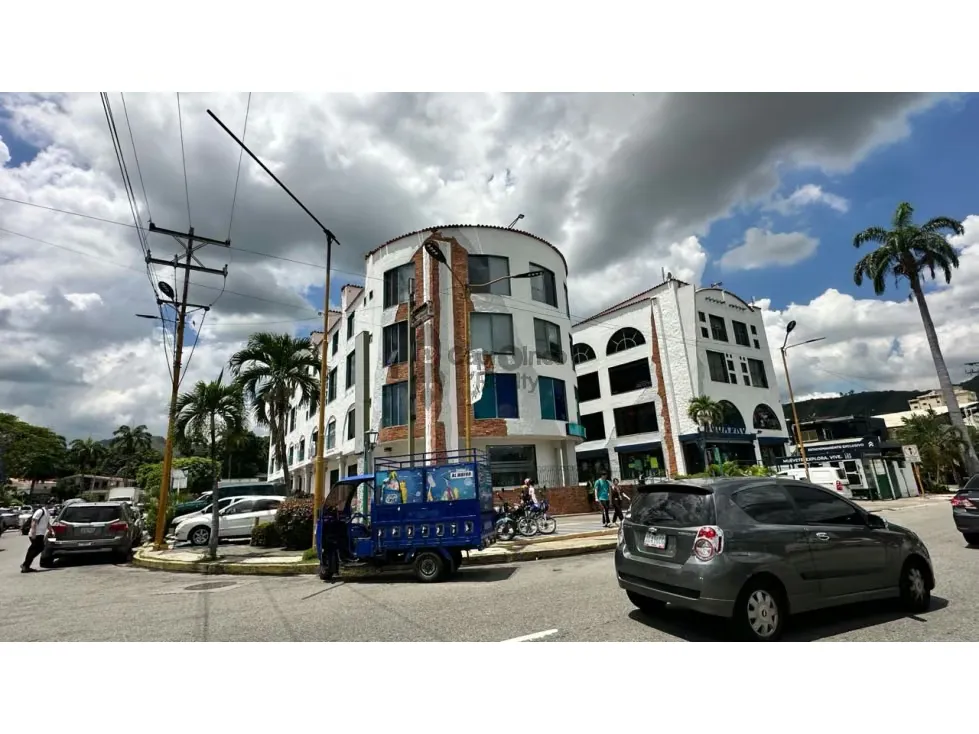 Oficina en venta C.C la grieta planta 100%
