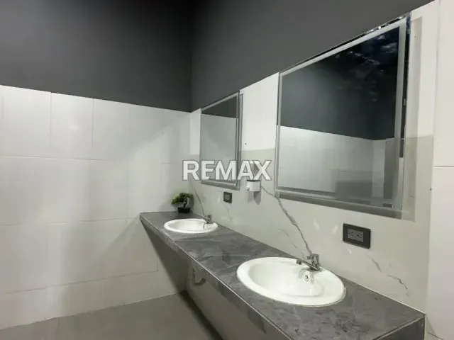VENDO GALPON COMERCIAL EN CABUDARE - 15