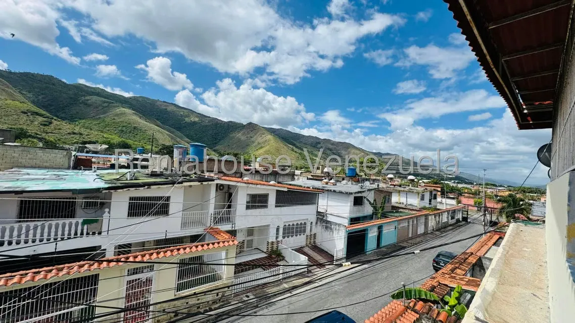 Casa (Multipes Niveles) en Alquiler en La Mora II, Aragua - 35