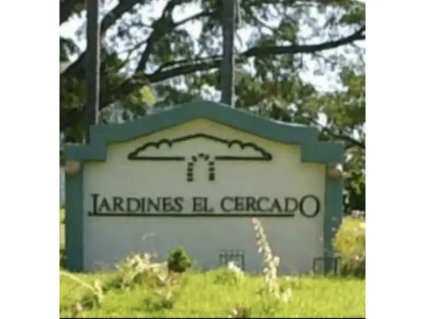 Parcela de Dos Puestos en Los Jardines del Cercado Guarenas